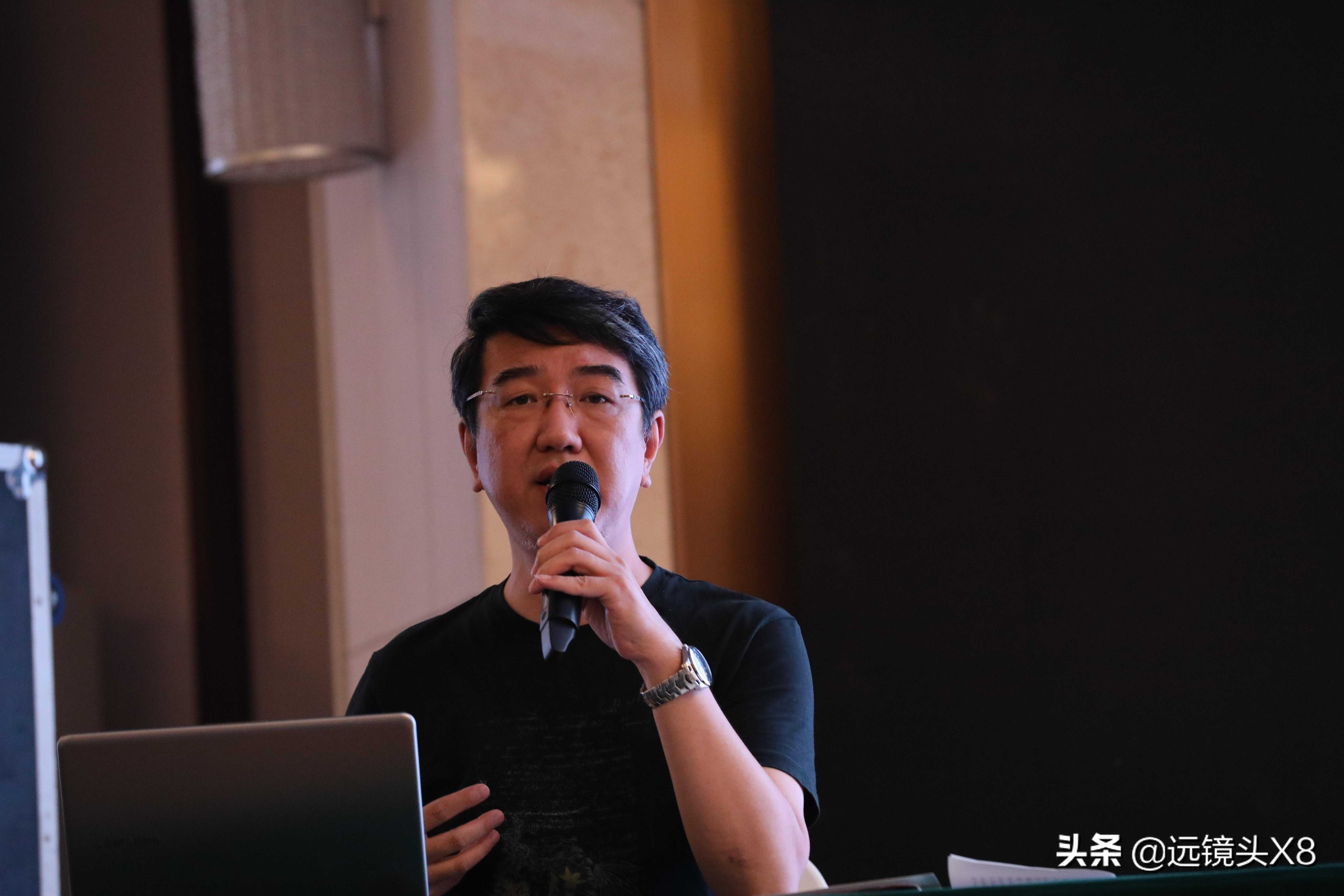 姜纬︱经历就是创作资源