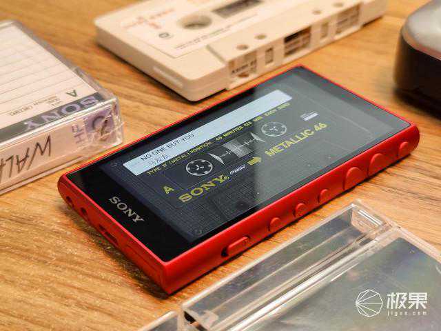 索尼NW-A105上手体验：会上网的MP3，用起来是种什么感觉？
